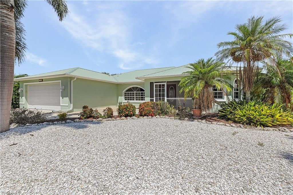 7660 Grande Pine Rd, Bokeelia, FL 33922 Photo
