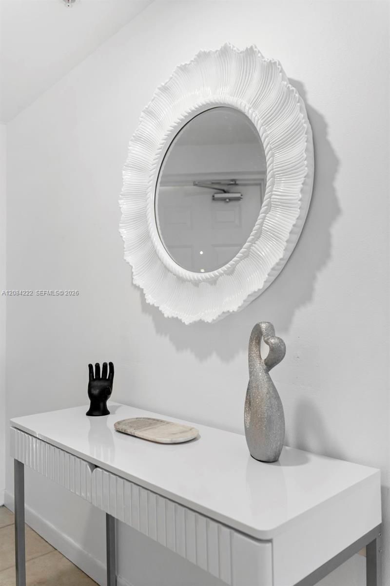 18100 N Bay Rd, Unit 308, Sunny Isles Beach, FL 33160 Photo