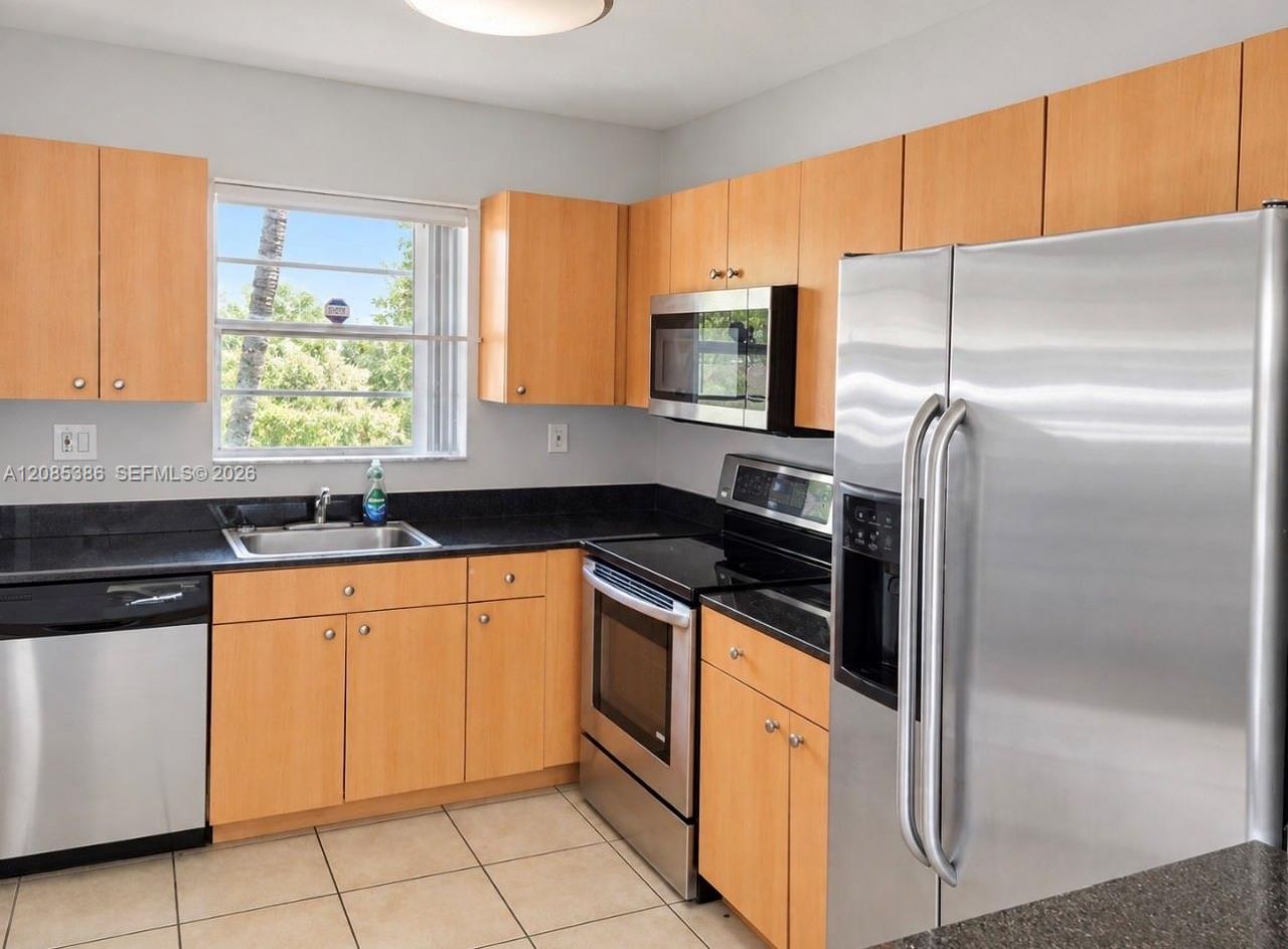 4829 NW 9th Dr, Unit 4829, Plantation, FL 33317 Photo