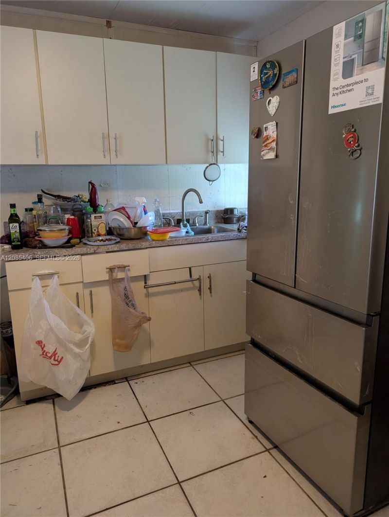 11339 Peachtree Dr, Miami, FL 33161 Photo