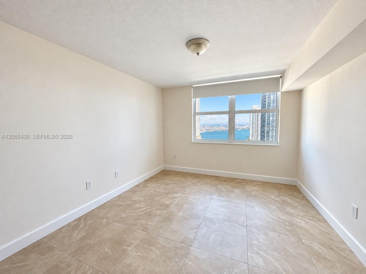 31 SE 5th St, Unit 2808, Miami, FL 33131 Photo
