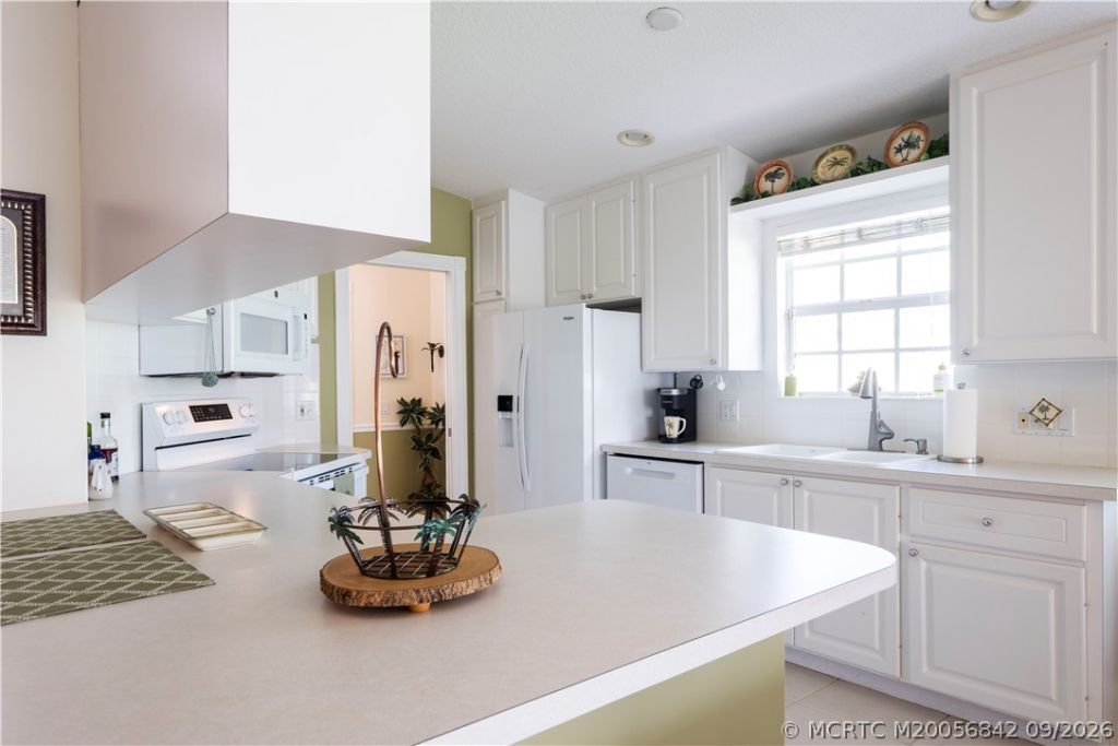 9293 SE Hawks Nest Court , Hobe Sound, FL 33455 Photo