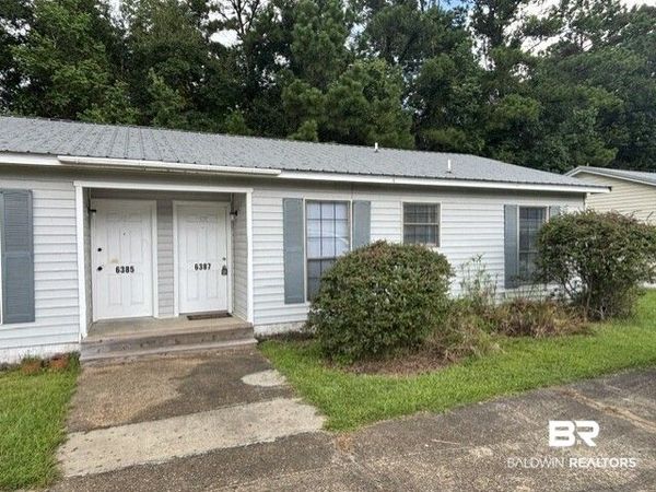 6387 Schoel Ln, Gulf Shores, AL 36542