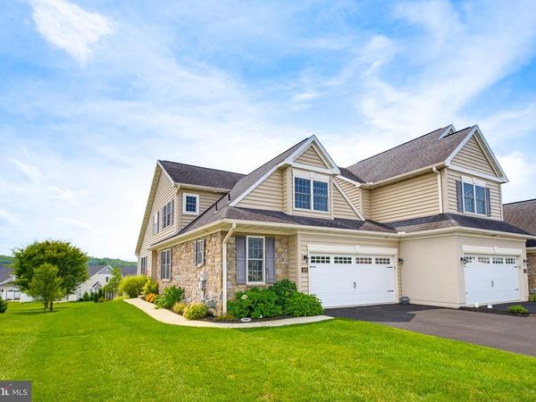 181 COPPERSTONE COURT , MILLERSVILLE, PA 17551
