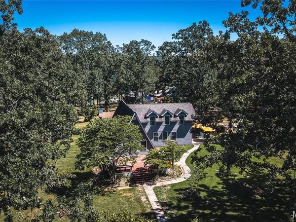 1168 Pawnee Drive , Cuba, MO 65453