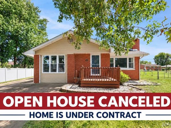 7409 Cedar Drive, Godfrey, IL 62035
