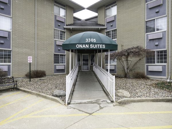 3305 Sunset Avenue , Unit 333, Waukegan, IL 60087