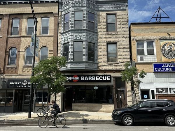 1020 W Belmont Avenue , Chicago, IL 60657