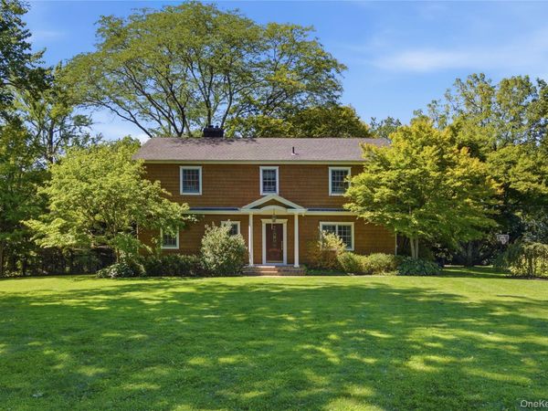 505 Bryant Avenue , Roslyn, NY 11576