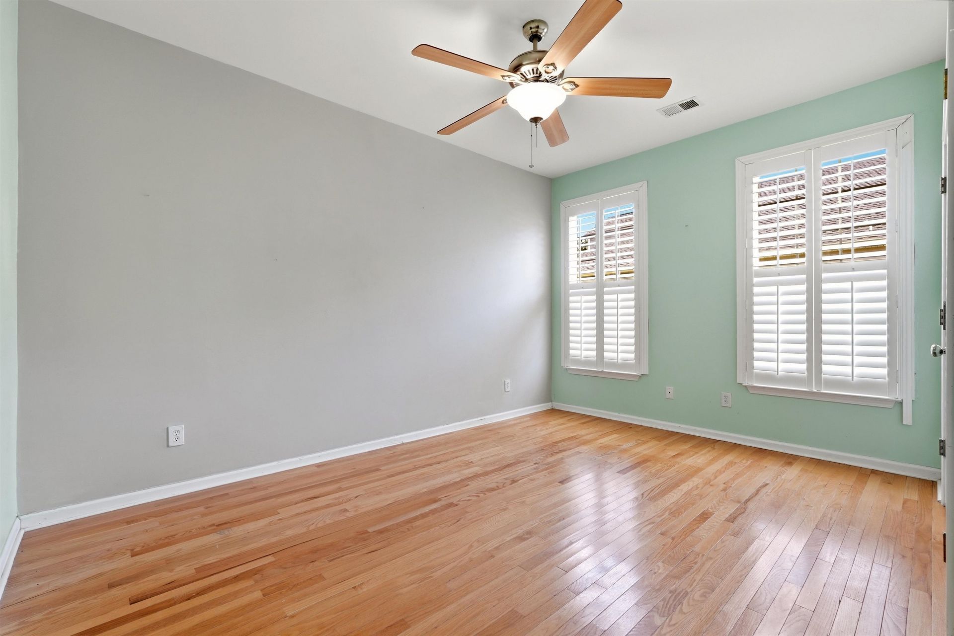 2834 Farmer Brown Ct. Photo 22