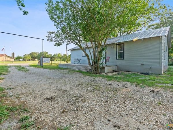 6071 Fm 713 , Dale, TX 78616