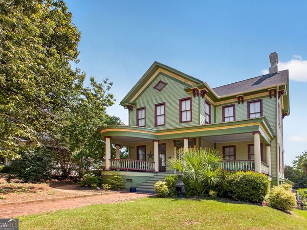 676 College Street, Macon, GA 31201