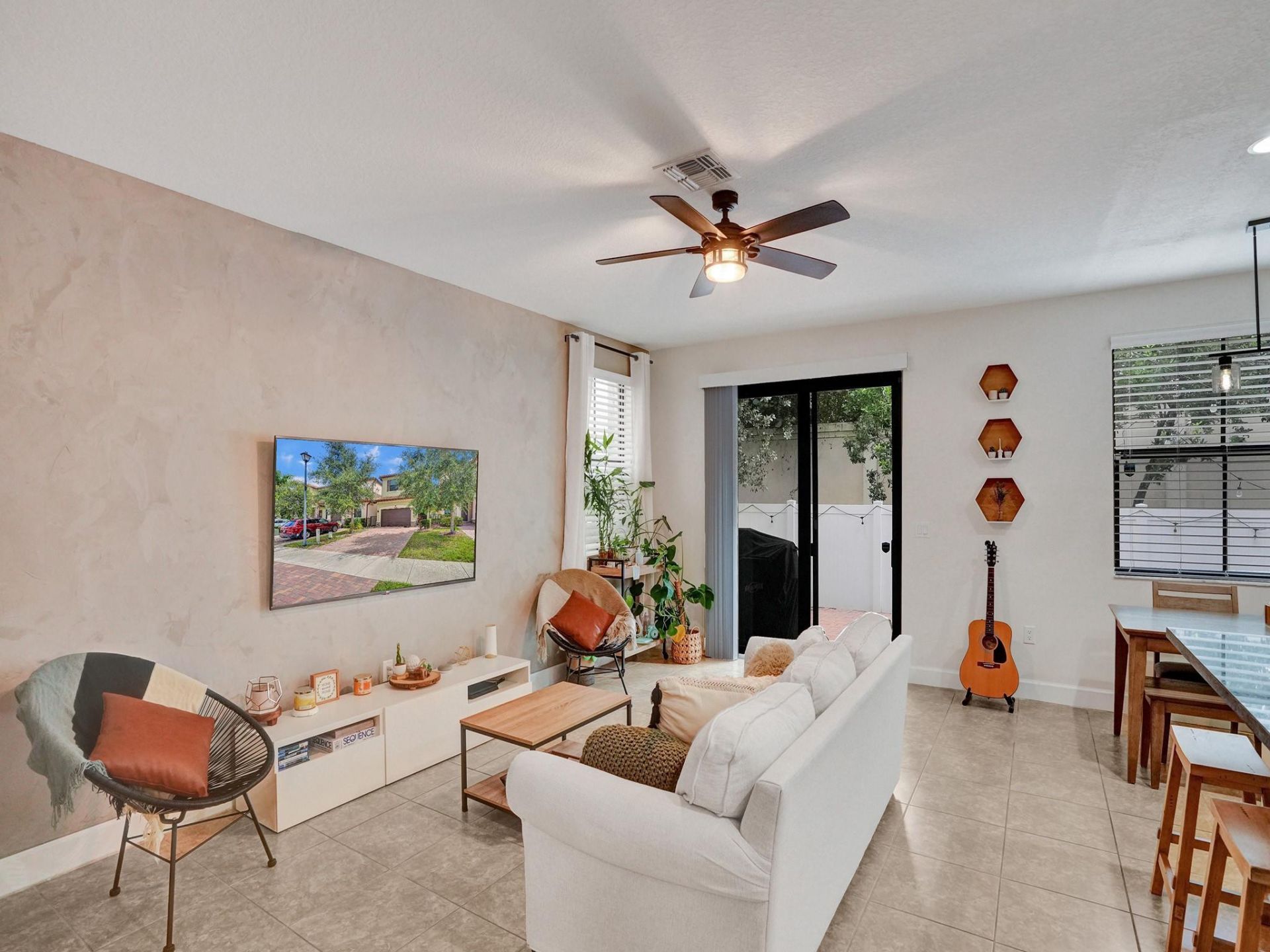 5804 NW 46th Lane, Tamarac, FL 33319 Photo