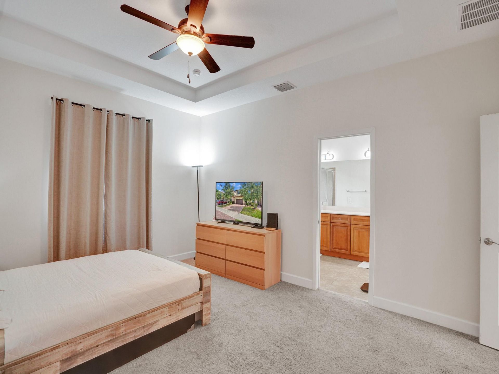 5804 NW 46th Lane, Tamarac, FL 33319 Photo