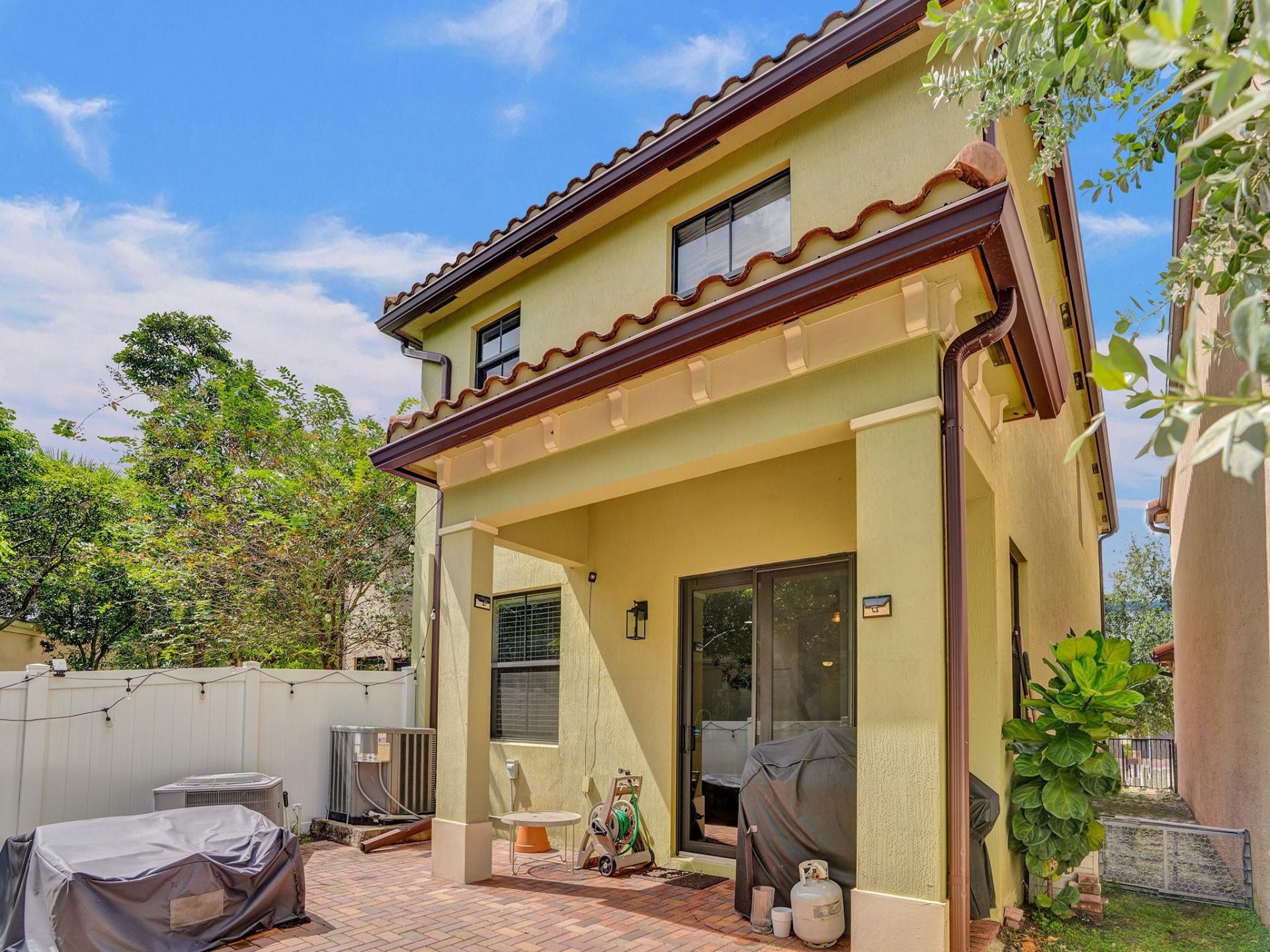 5804 NW 46th Lane, Tamarac, FL 33319 Photo