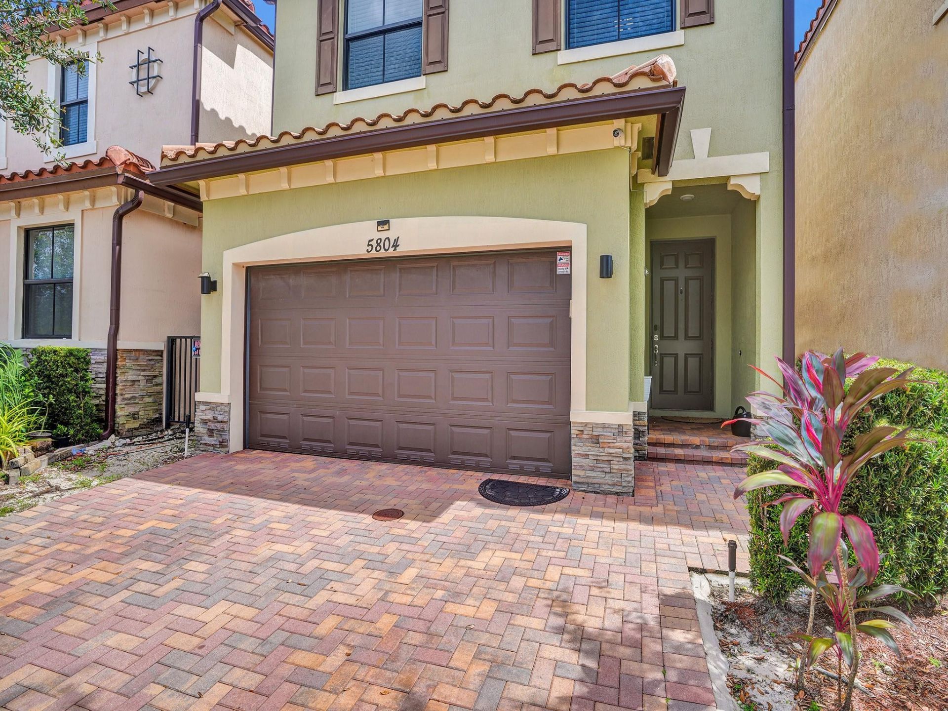 5804 NW 46th Lane, Tamarac, FL 33319 Photo