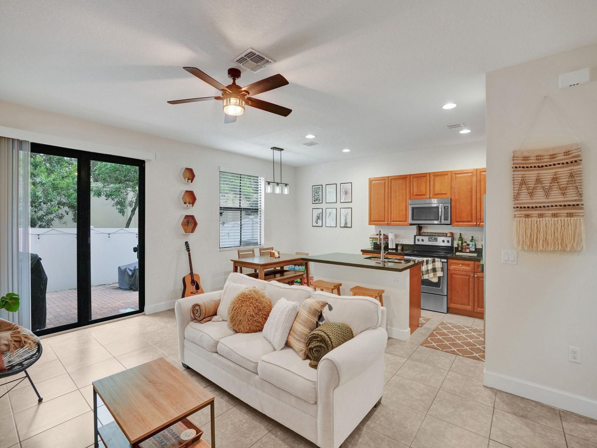5804 NW 46th Lane, Tamarac, FL 33319 Photo