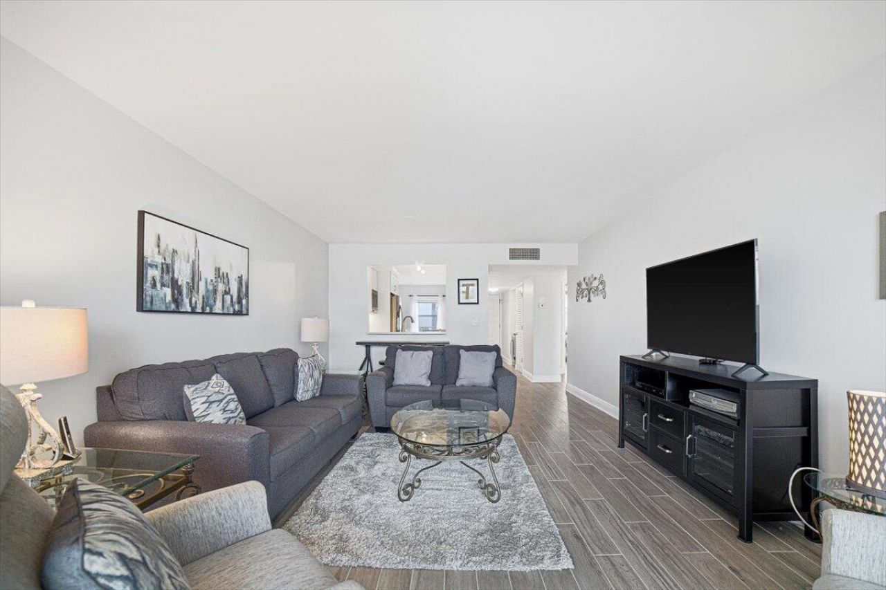 777 S Federal Highway, Unit O-201, Pompano Beach, FL 33062 Photo