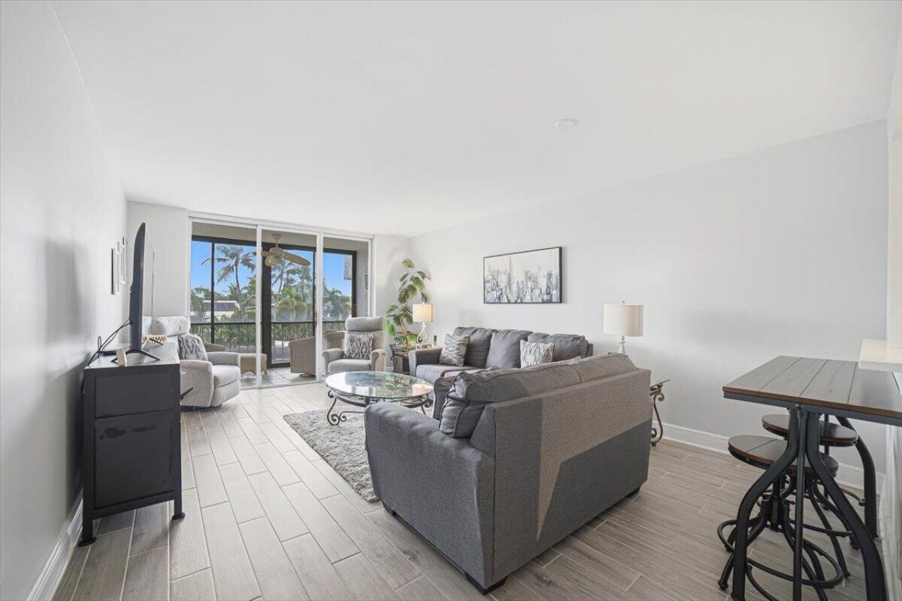 777 S Federal Highway, Unit O-201, Pompano Beach, FL 33062 Photo