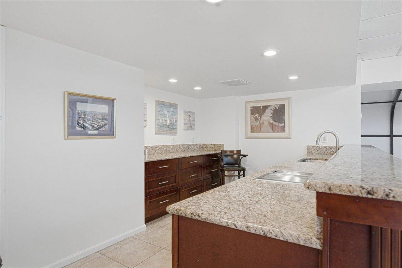 777 S Federal Highway, Unit O-201, Pompano Beach, FL 33062 Photo