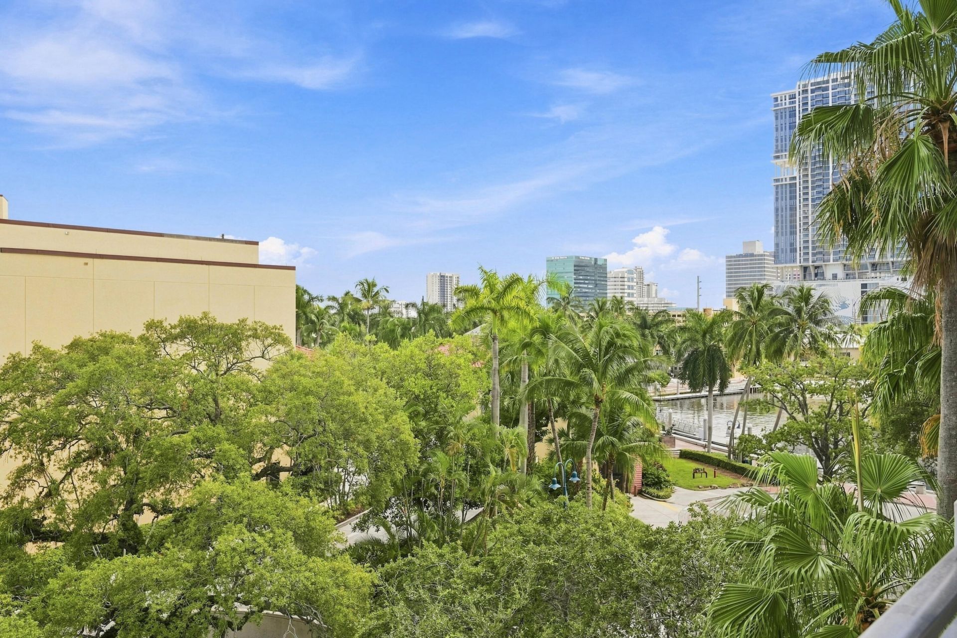 610 W Las Olas Boulevard, Unit 416N, Fort Lauderdale, FL 33312 Photo