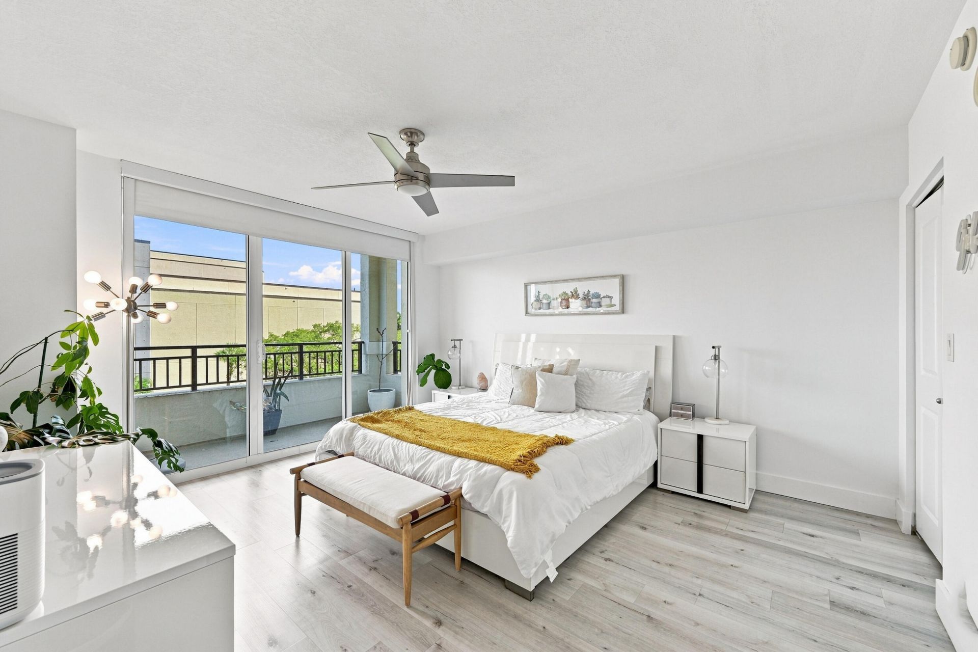 610 W Las Olas Boulevard, Unit 416N, Fort Lauderdale, FL 33312 Photo