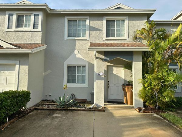 4747 SW 14TH Street, Deerfield Beach, FL 33442