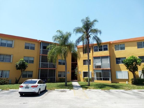 4394 NW 9TH, Unit 22-3C, Deerfield Beach, FL 33064