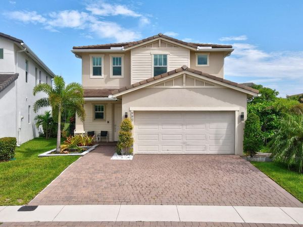 990 Veleiros Boulevard, Lighthouse Point, FL 33064