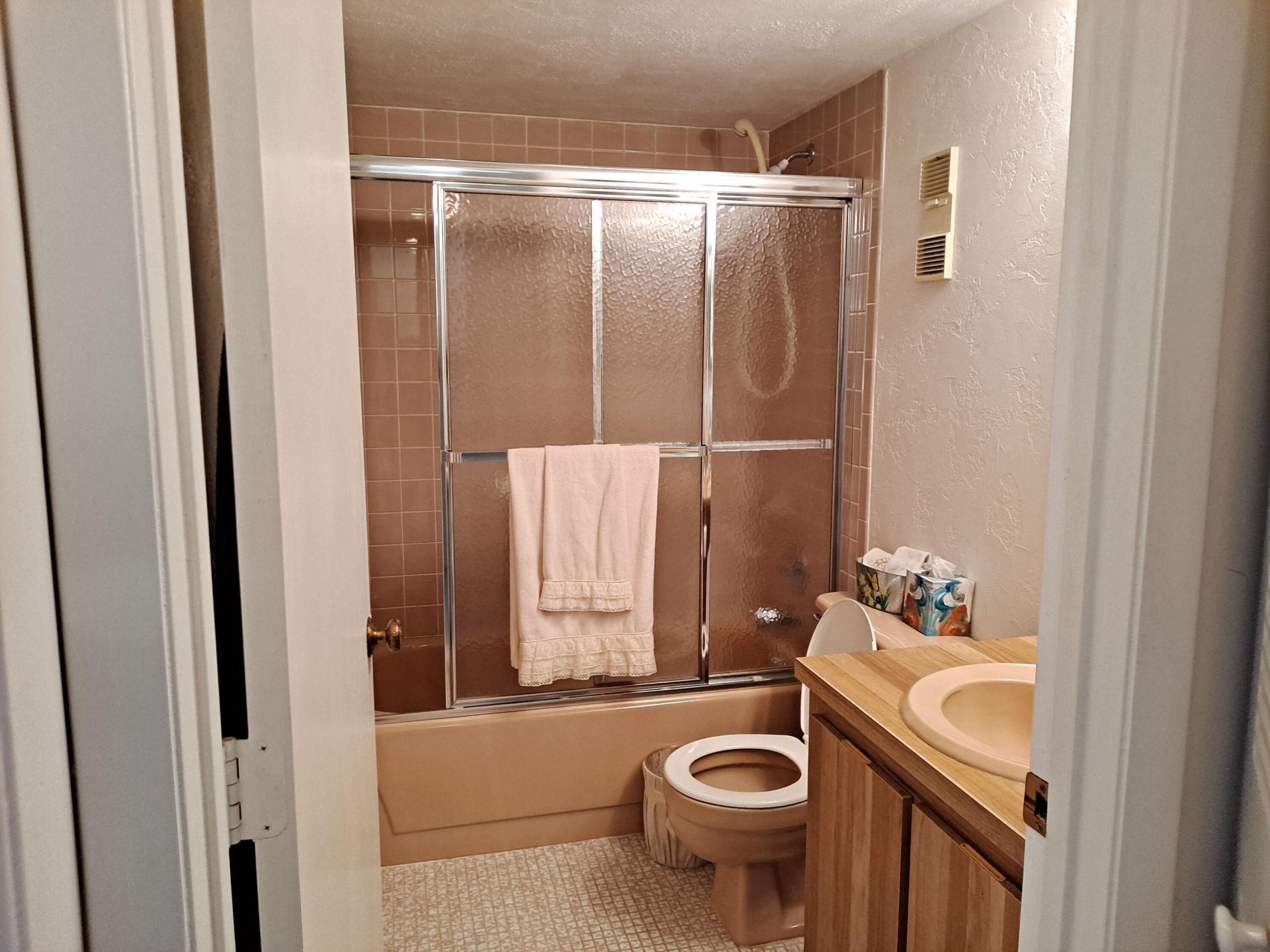 6795 Huntington 405 Lane, Unit 405, Delray Beach, FL 33446 Photo