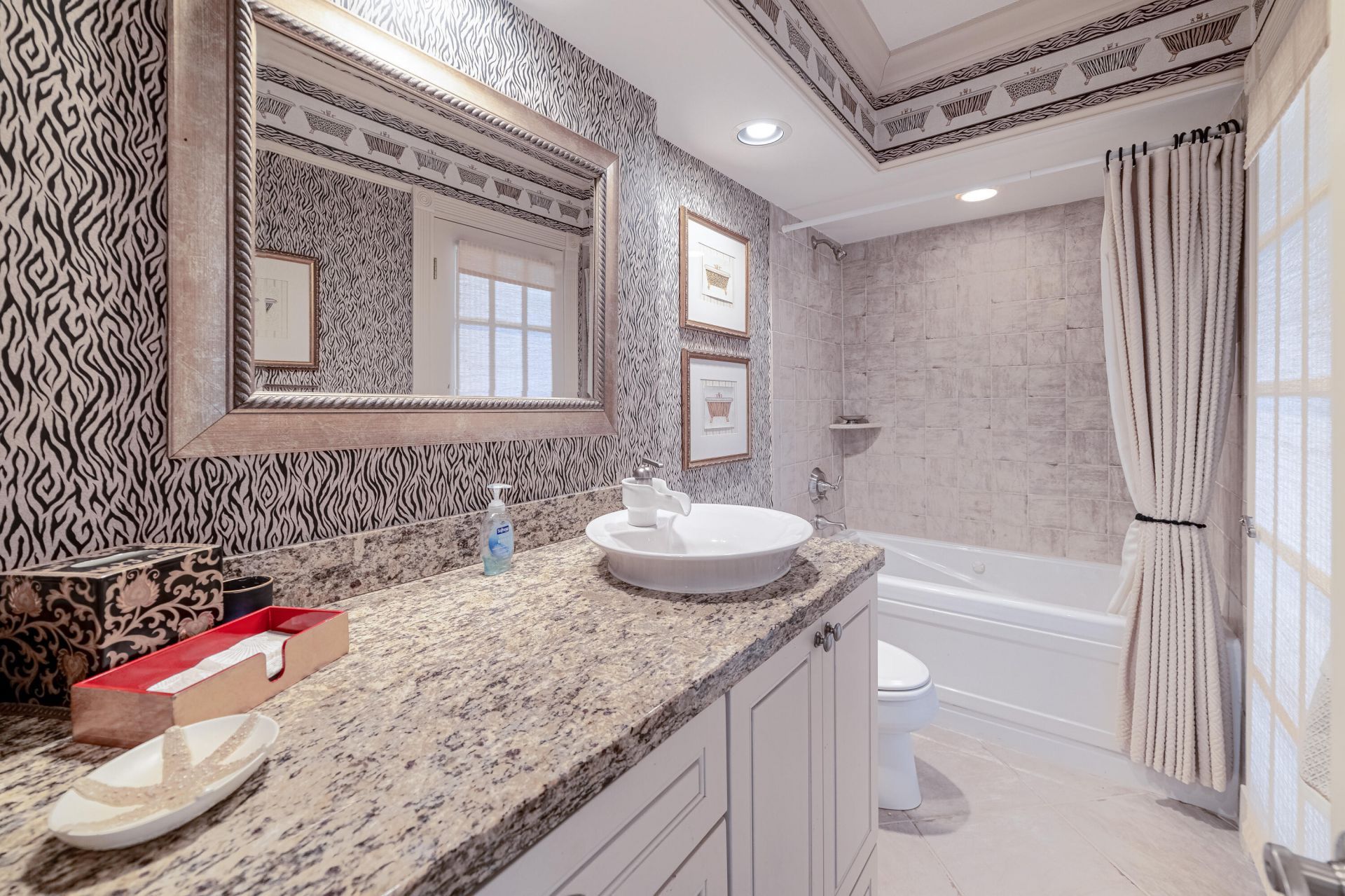 3450 S Ocean Boulevard, Unit 408, Palm Beach, FL 33480 Photo