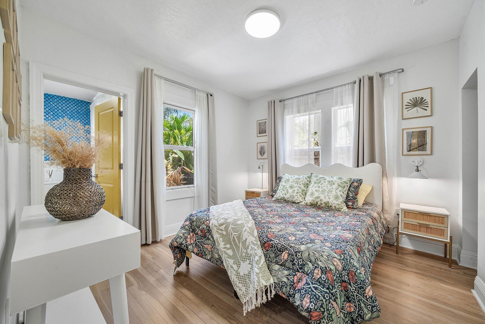 525 Westwood Road, West Palm Beach, FL 33401 Photo