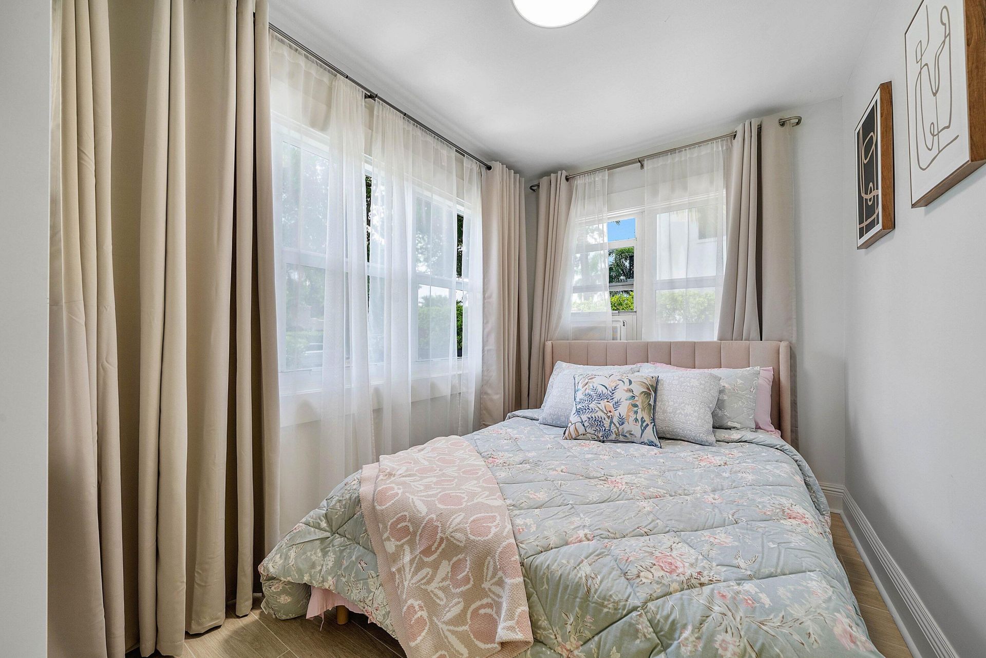 525 Westwood Road, West Palm Beach, FL 33401 Photo