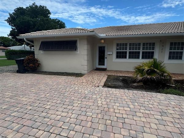1921 NE 29TH Street, Lighthouse Point, FL 33064