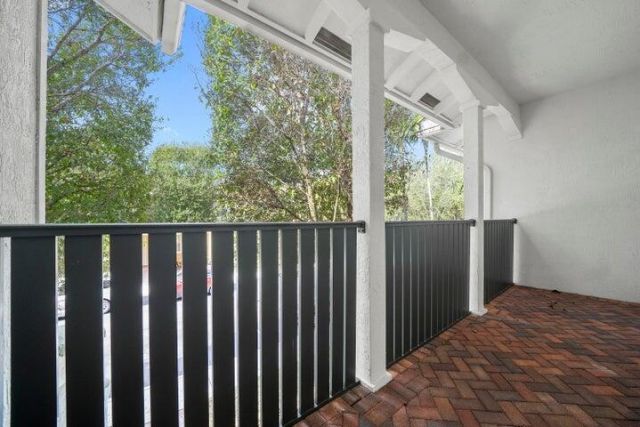 948 NW 18th Avenue, Boca Raton, FL 33486 Photo