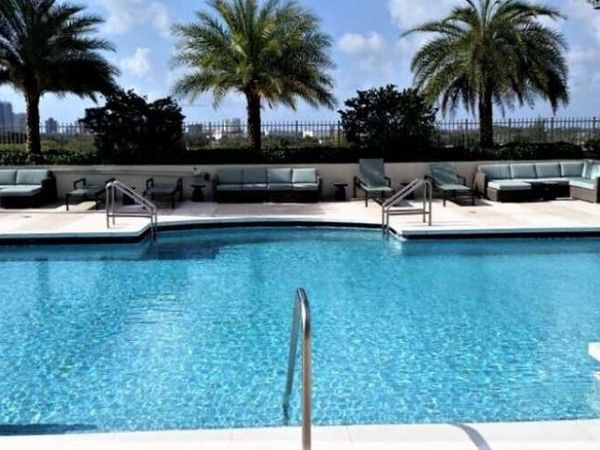 3000 CORAL Way, Unit 707, Miami, FL 33145