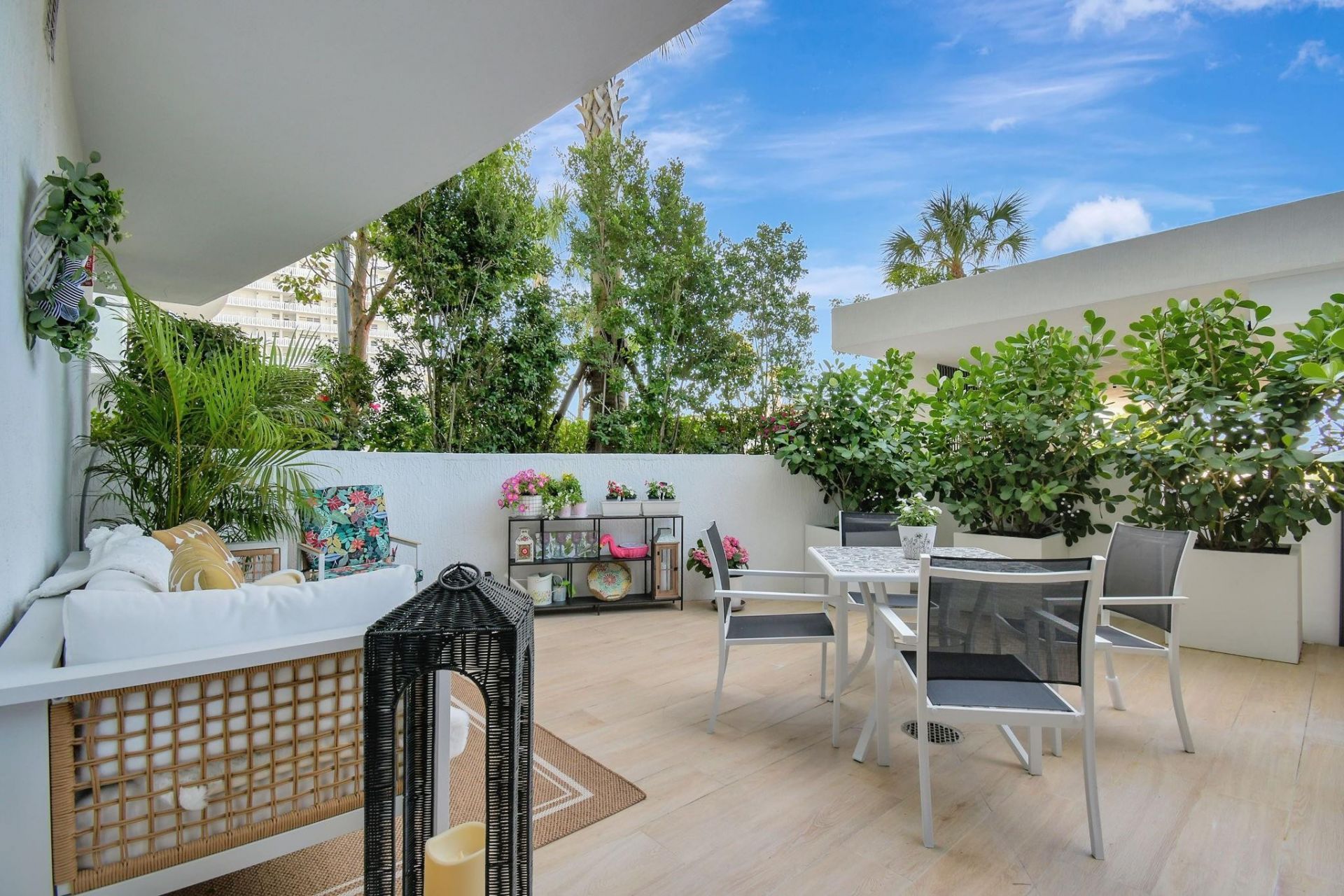 1116 N Ocean Boulevard, Unit 303, Pompano Beach, FL 33062 Photo