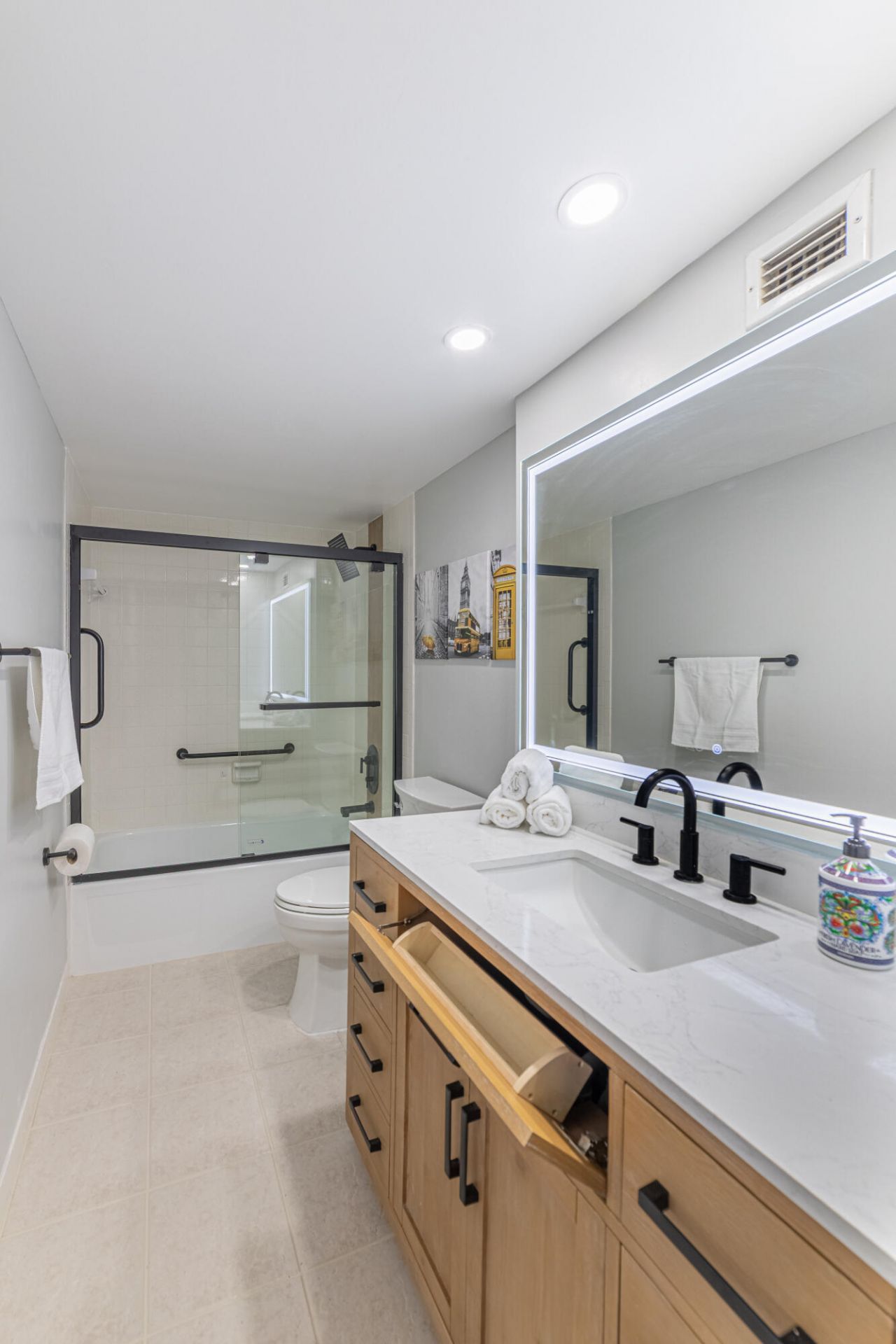 3450 S Ocean Boulevard, Unit 401, Palm Beach, FL 33480 Photo