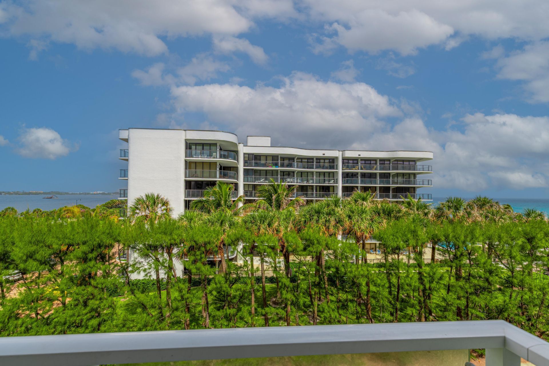 3450 S Ocean Boulevard, Unit 401, Palm Beach, FL 33480 Photo