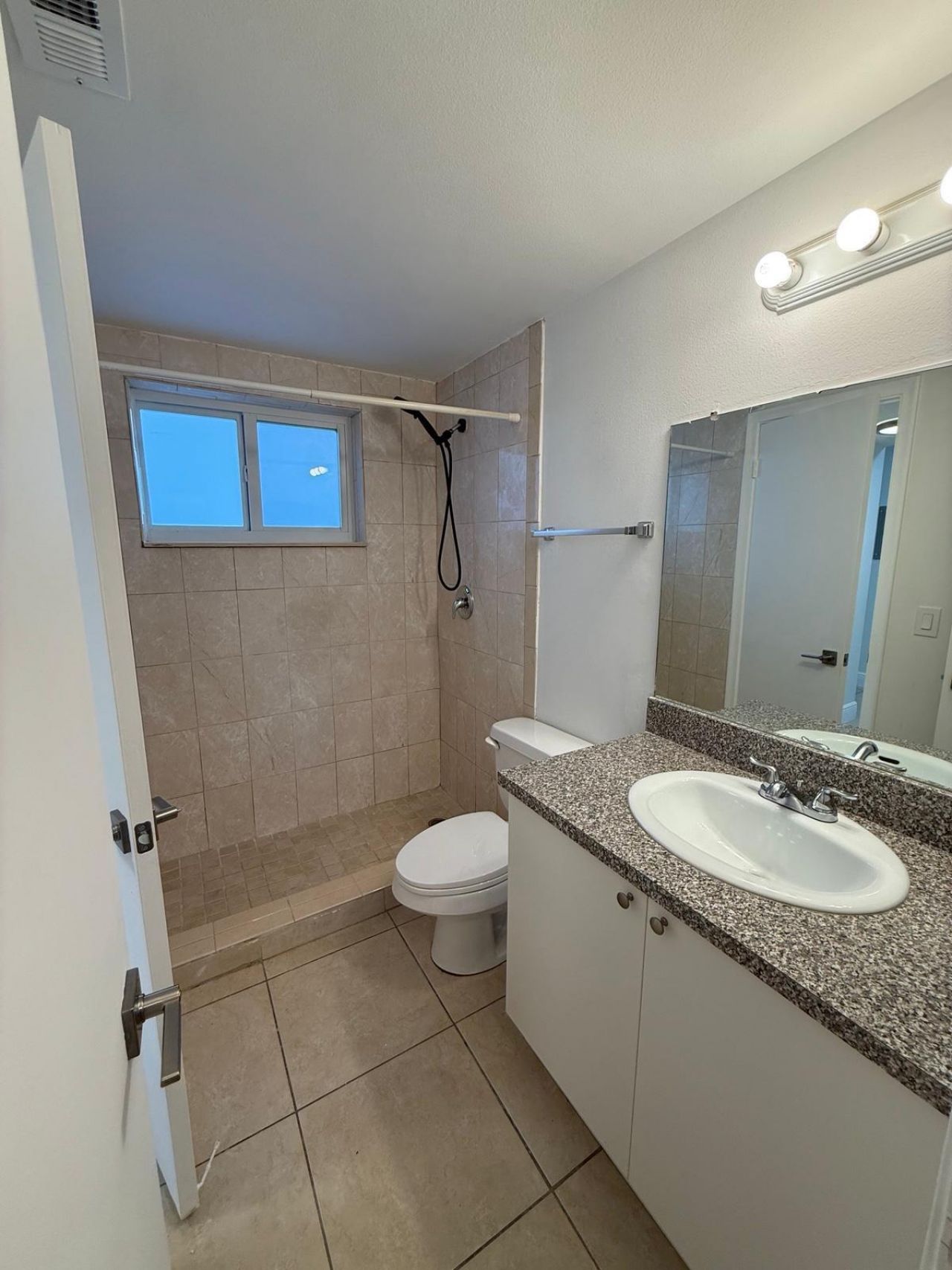 7732 Camino Real, Unit F417, Miami, FL 33143 Photo