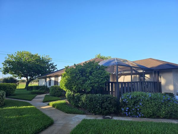 1631 LAUREL LEAF Lane, Unit A, Fort Pierce, FL 34950