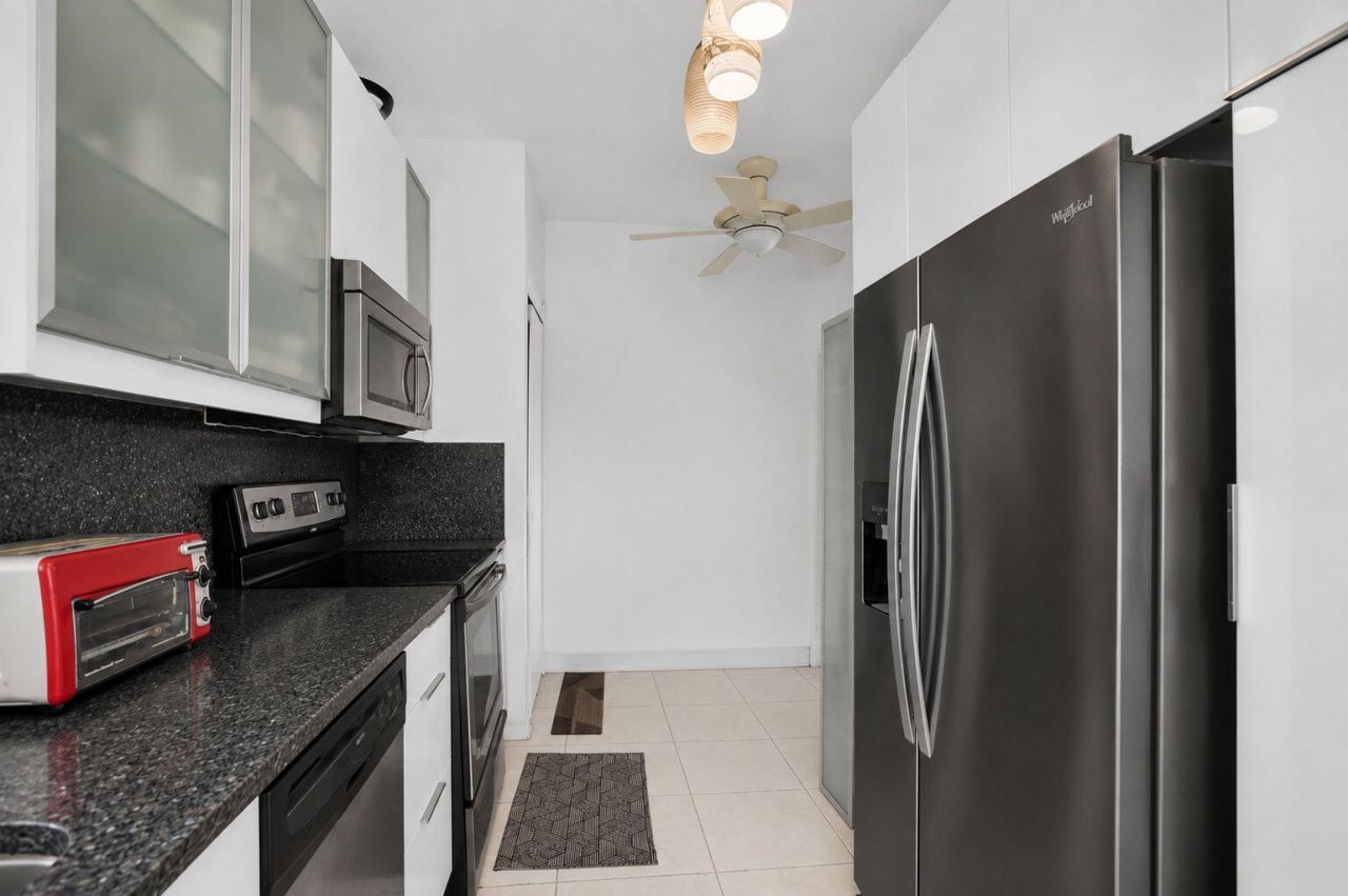 6487 Via Regina, Boca Raton, FL 33433 Photo
