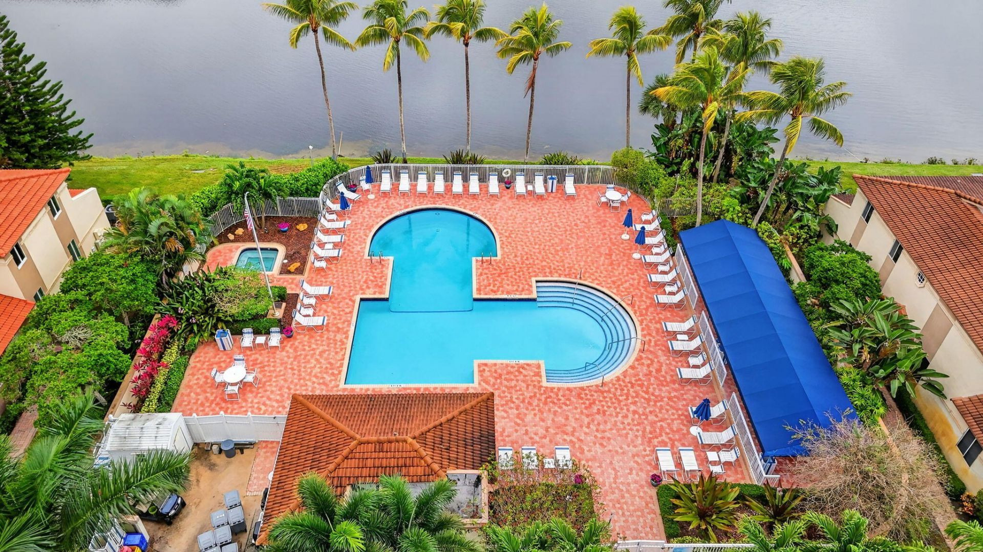 6487 Via Regina, Boca Raton, FL 33433 Photo
