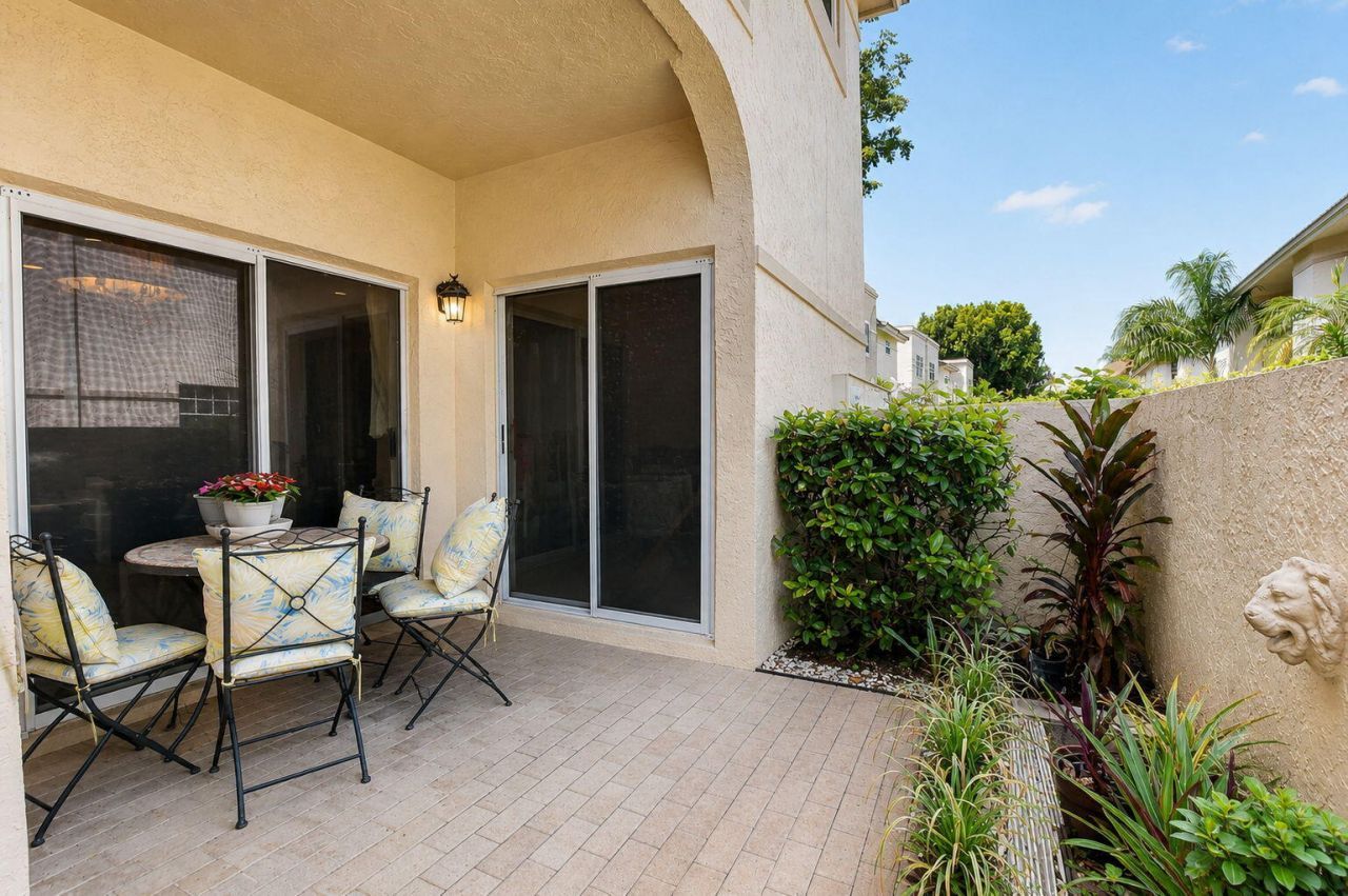 6487 Via Regina, Boca Raton, FL 33433 Photo