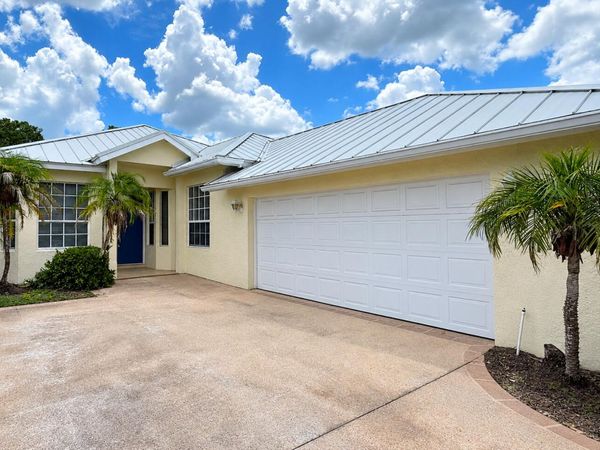 9437 POINCIANA Court, Fort Pierce, FL 34951
