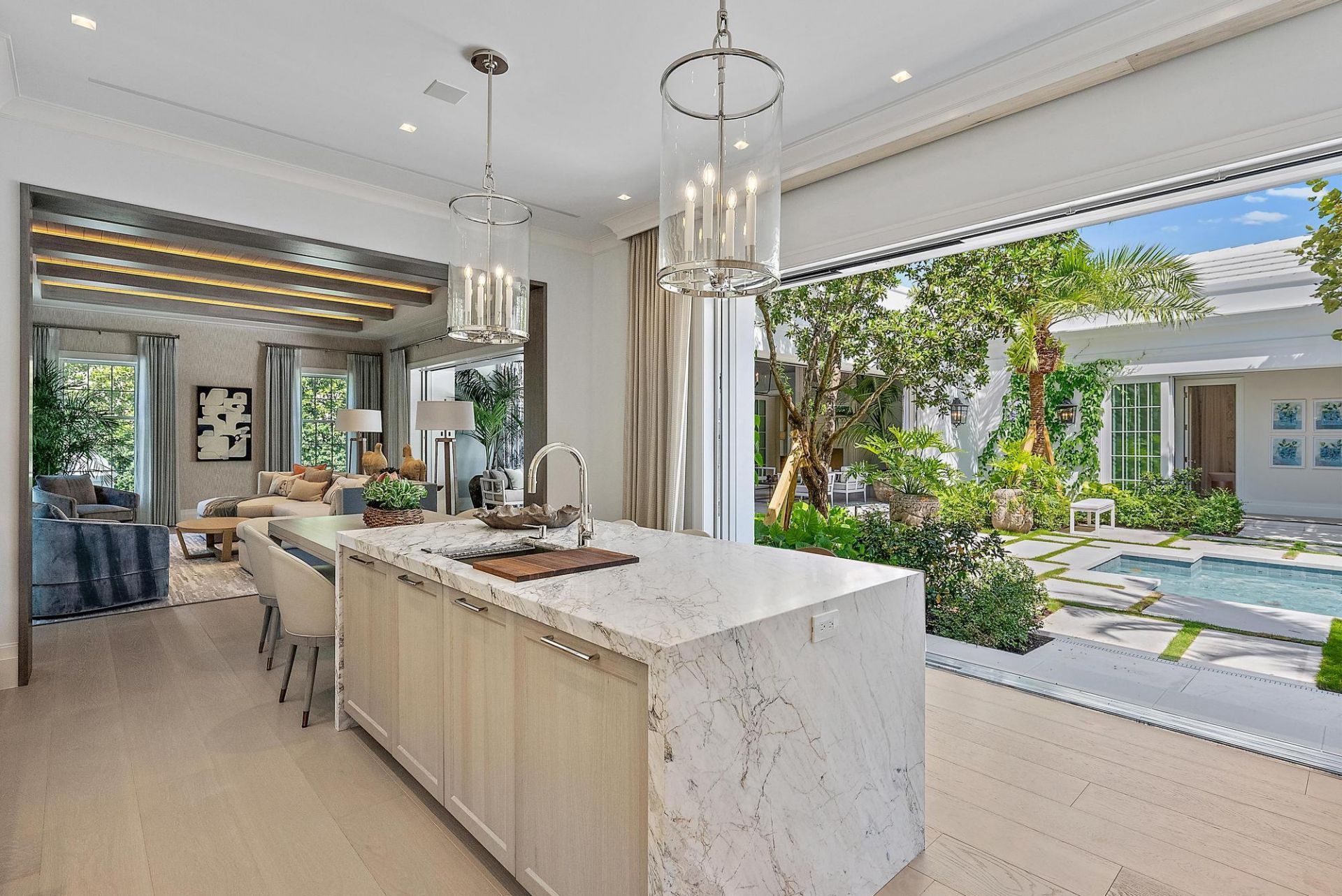 311 Polmer Park, Palm Beach, FL 33480 Photo