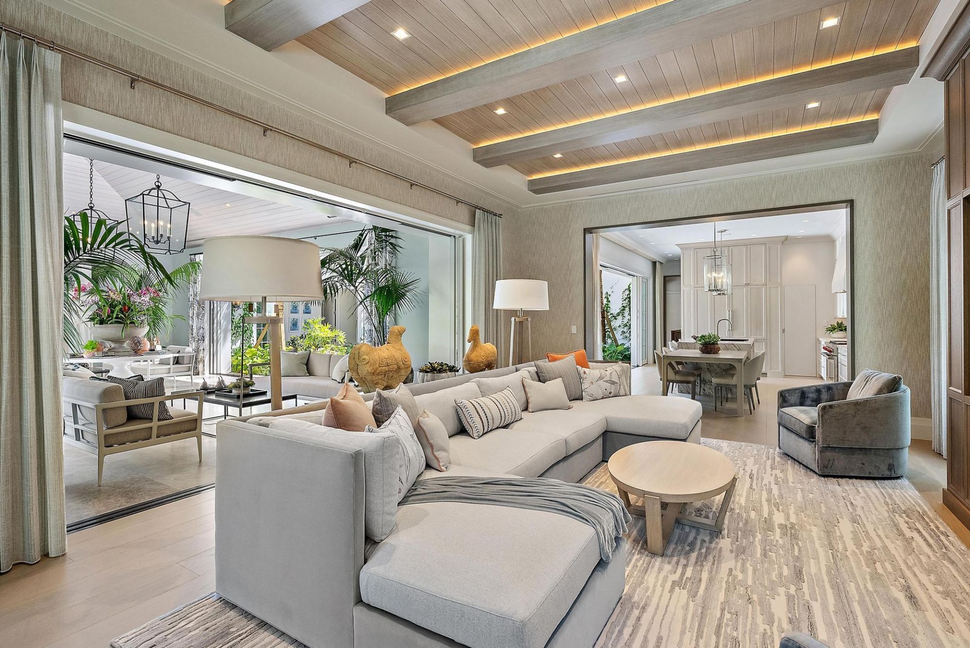 311 Polmer Park, Palm Beach, FL 33480 Photo