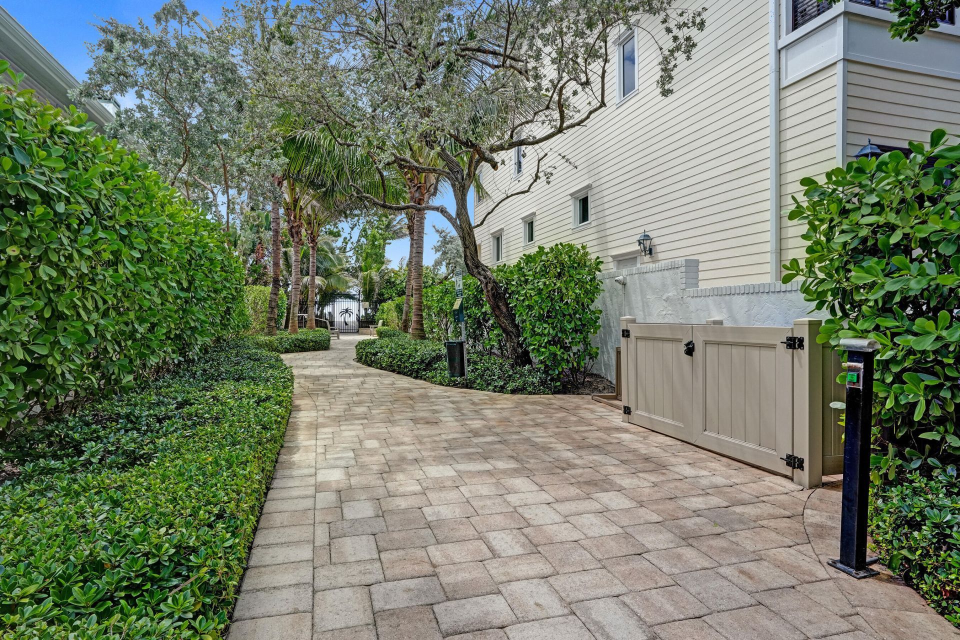 1900 N Riverside Drive, Pompano Beach, FL 33062 Photo