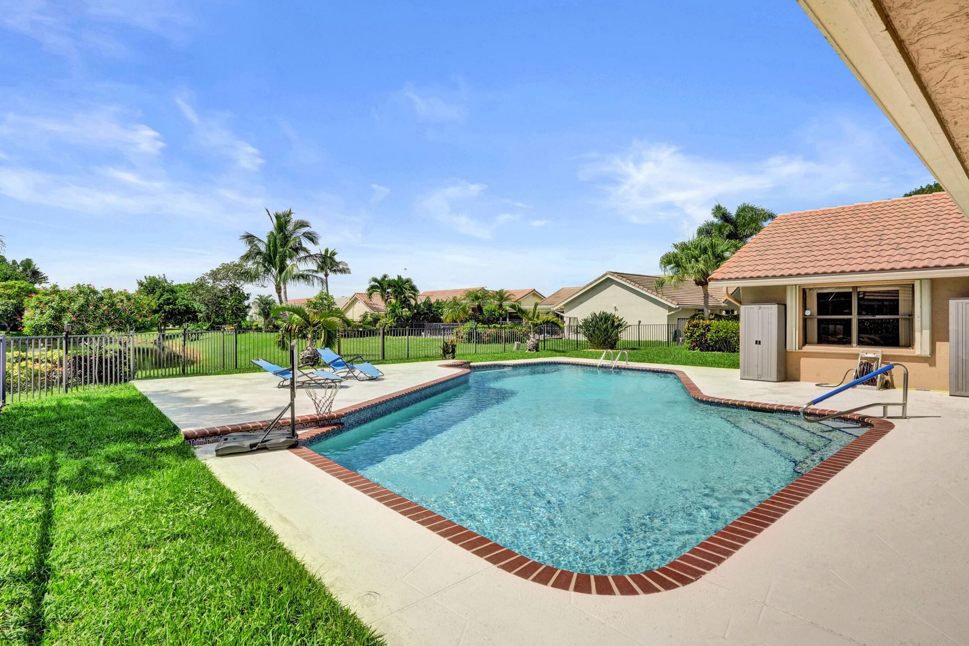 9255 Sun Pointe Drive, Boynton Beach, FL 33437 Photo