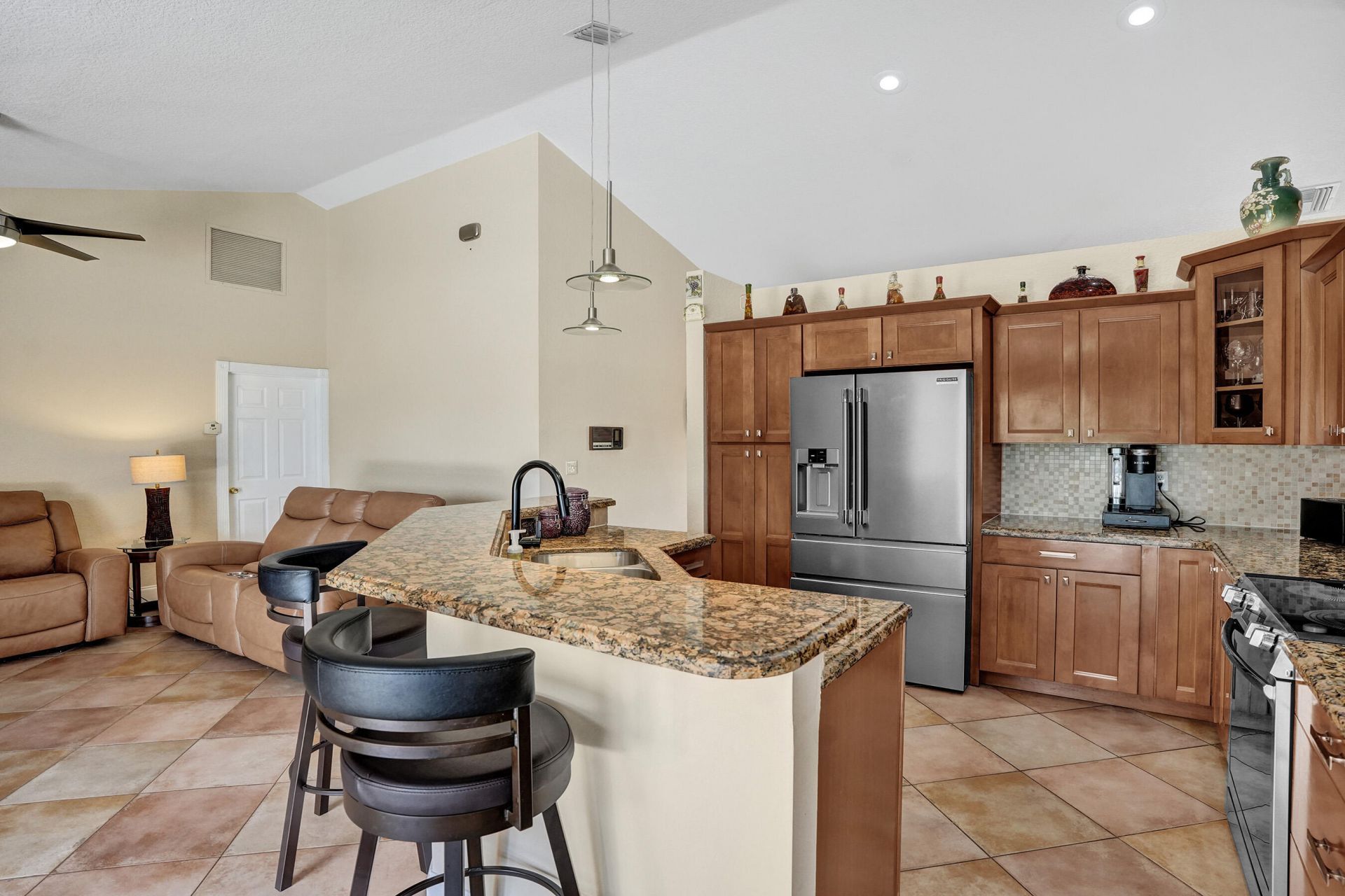 9255 Sun Pointe Drive, Boynton Beach, FL 33437 Photo